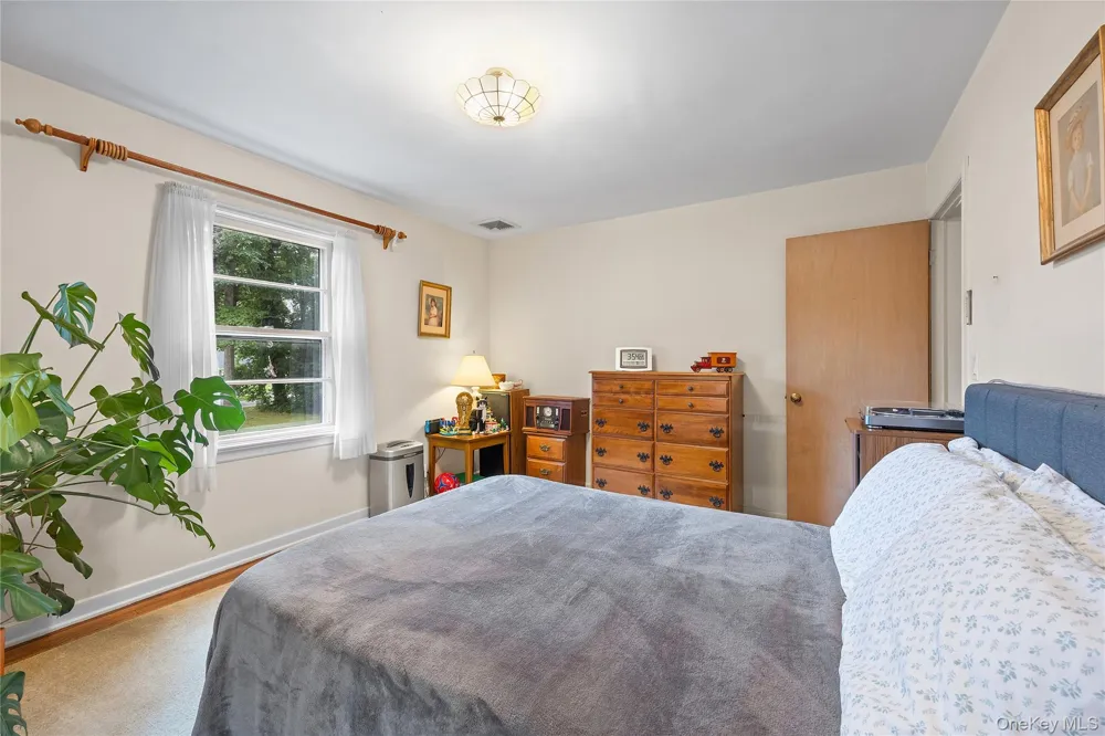 99 Warner Road Huntington, NY 11743