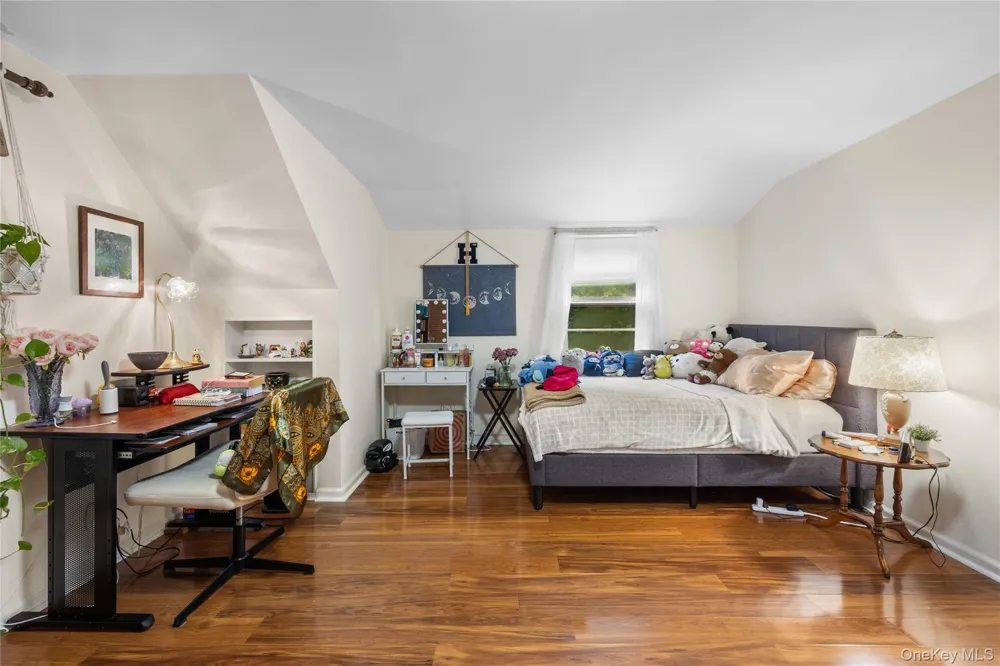 99 Warner Road Huntington, NY 11743