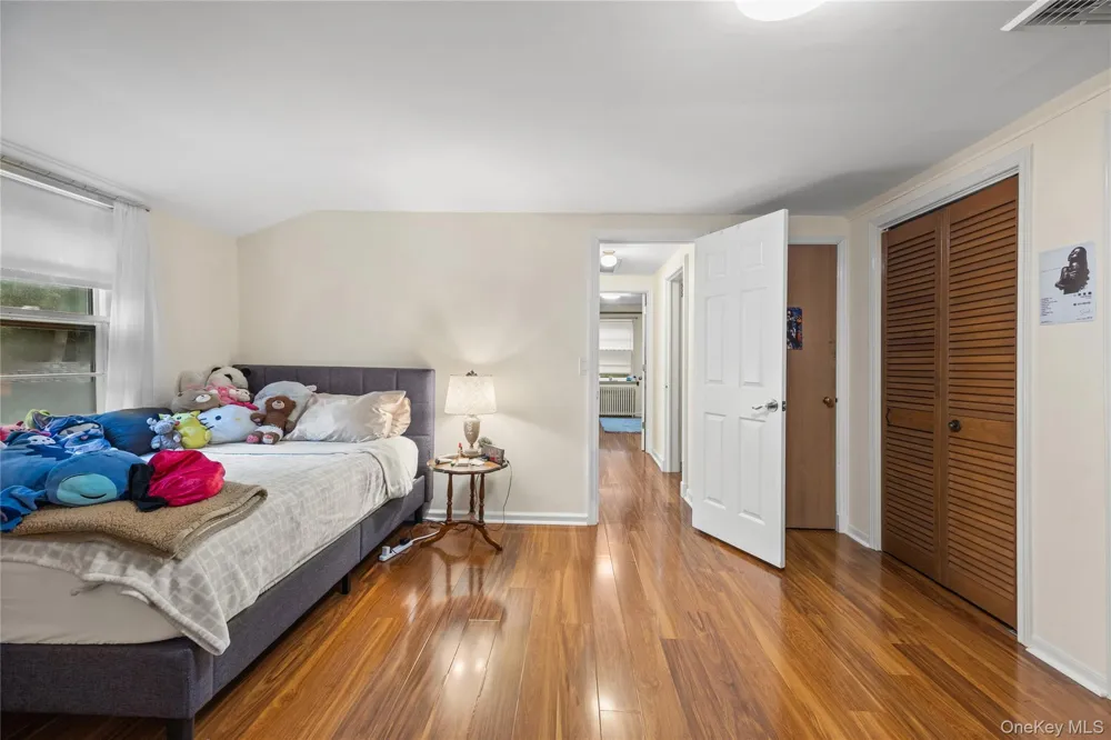 99 Warner Road Huntington, NY 11743