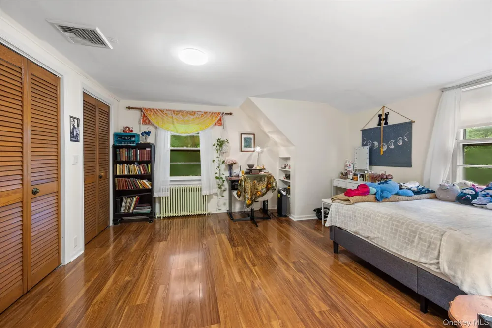 99 Warner Road Huntington, NY 11743