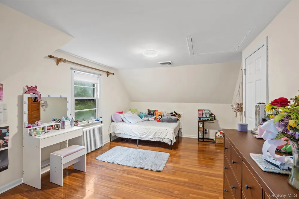 99 Warner Road Huntington, NY 11743