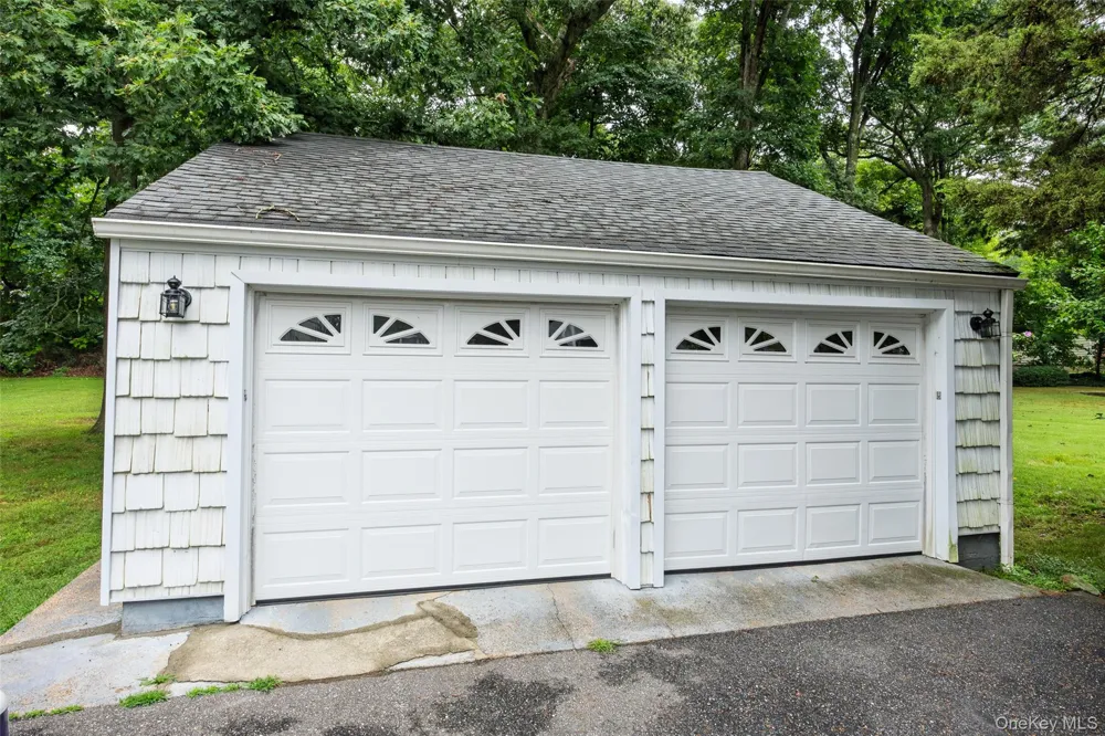 99 Warner Road Huntington, NY 11743