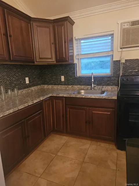 47 W Lakeland Street #2