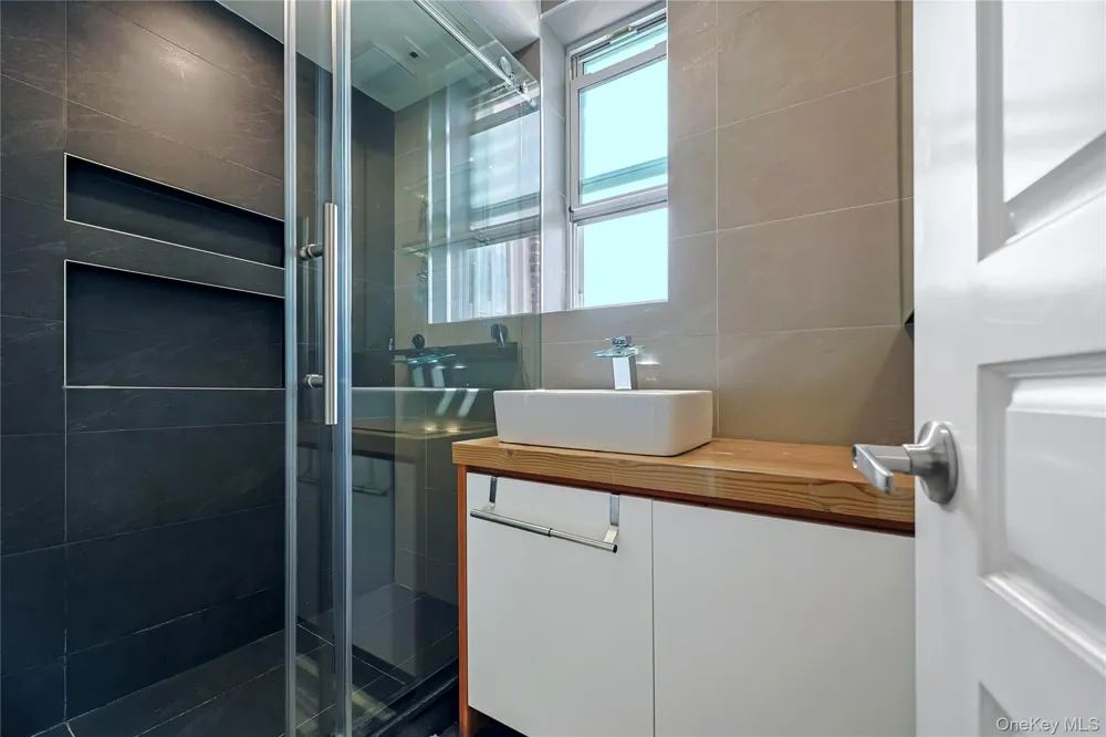13604 Cherry Avenue #4E Flushing, NY 11355