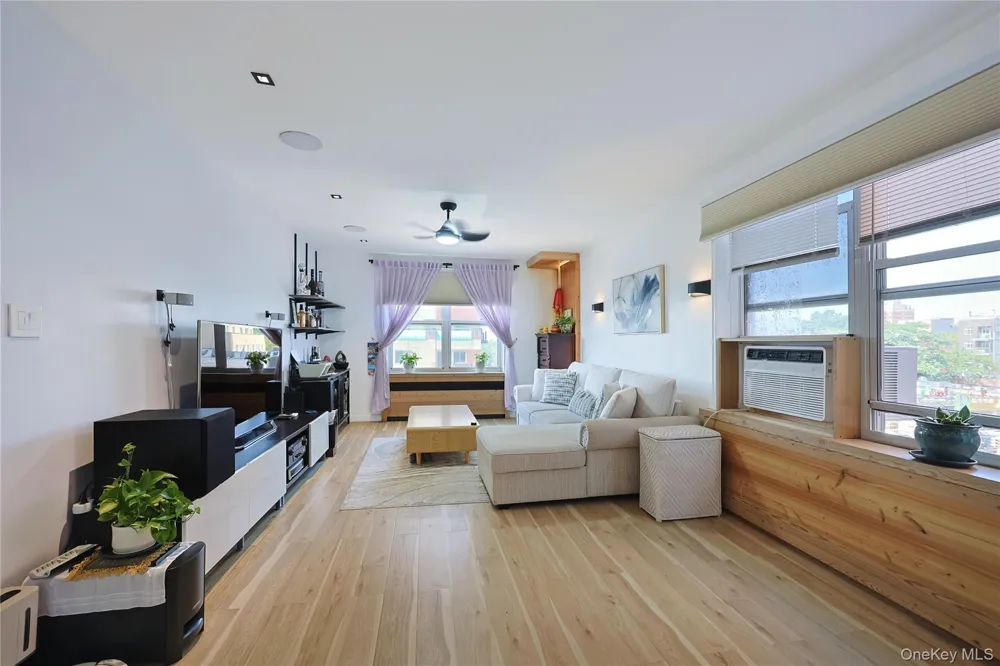 13604 Cherry Avenue #4E Flushing, NY 11355