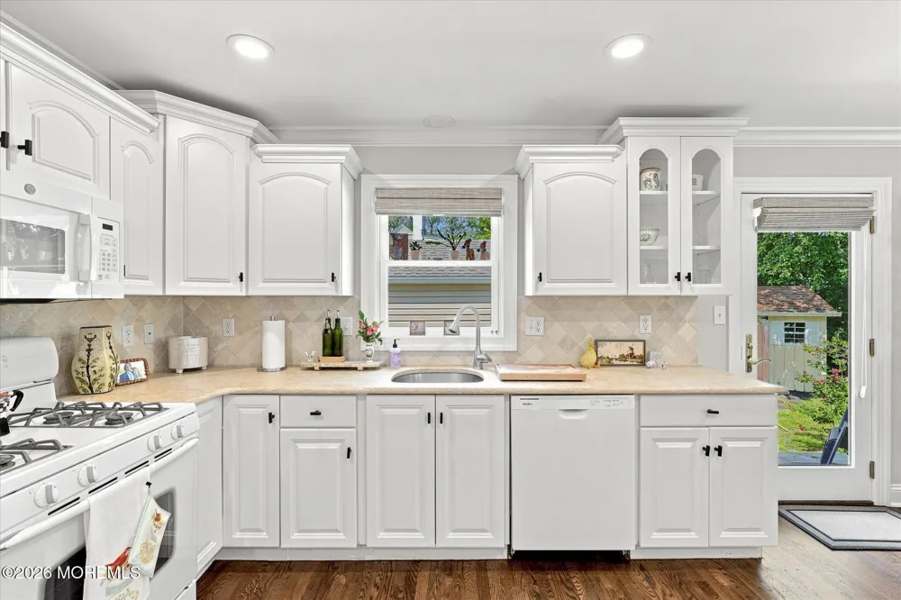 2006 Fairway Drive Spring Lake, NJ 07762