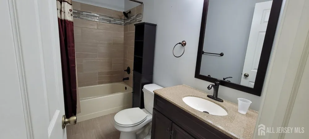 43 Crabapple Lane Franklin, NJ 08823