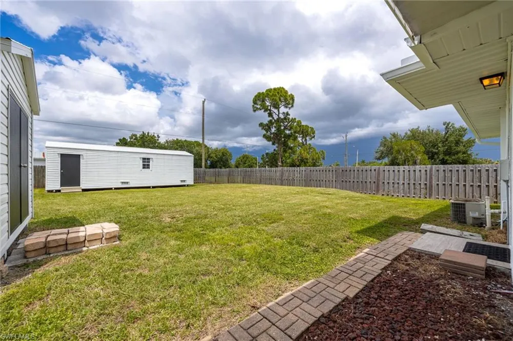 1201 Orange Avenue North Fort Myers, FL 33903