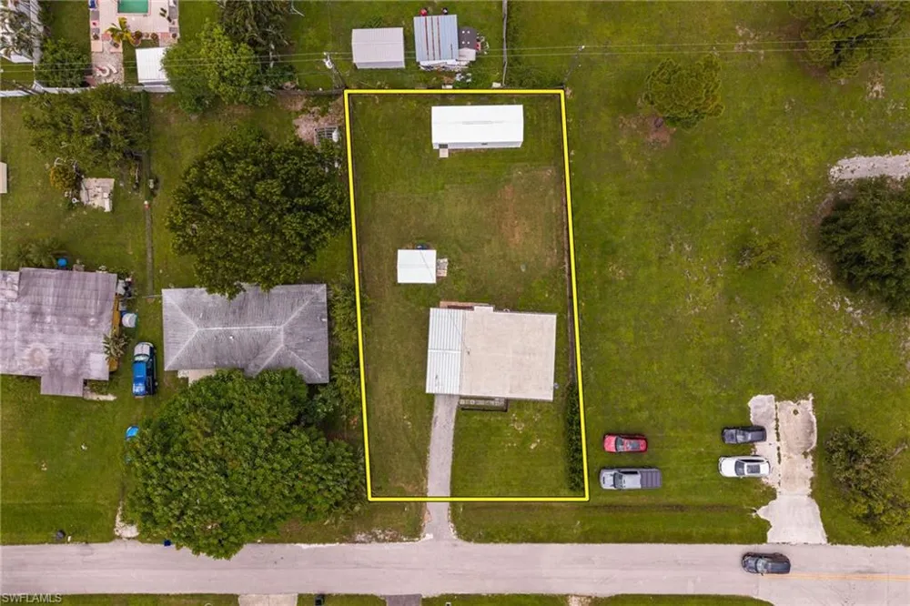 1201 Orange Avenue North Fort Myers, FL 33903
