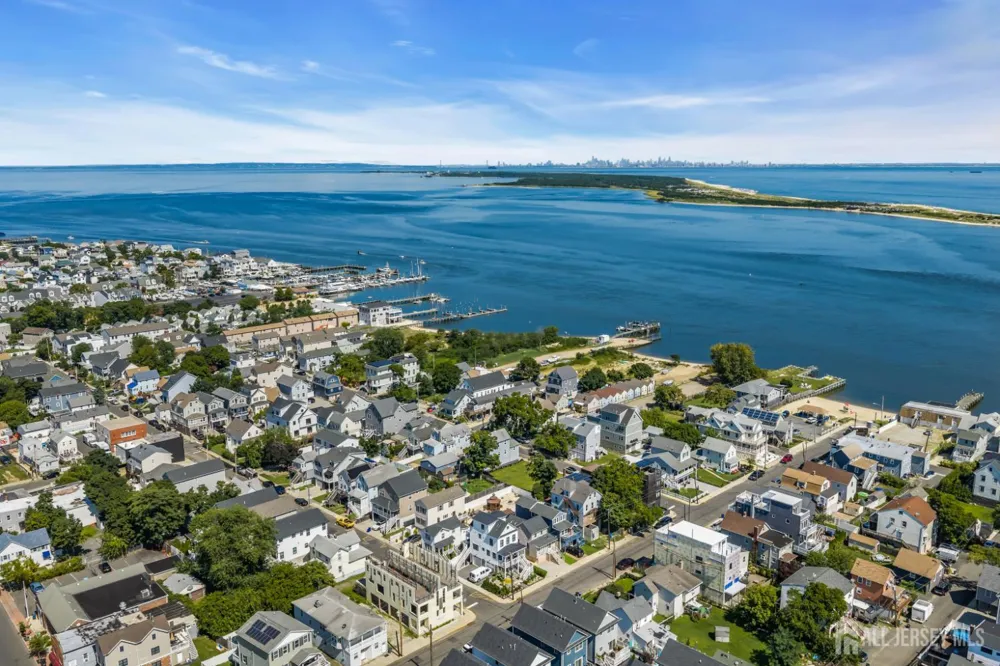 40 Miller Street Highlands, NJ 07732