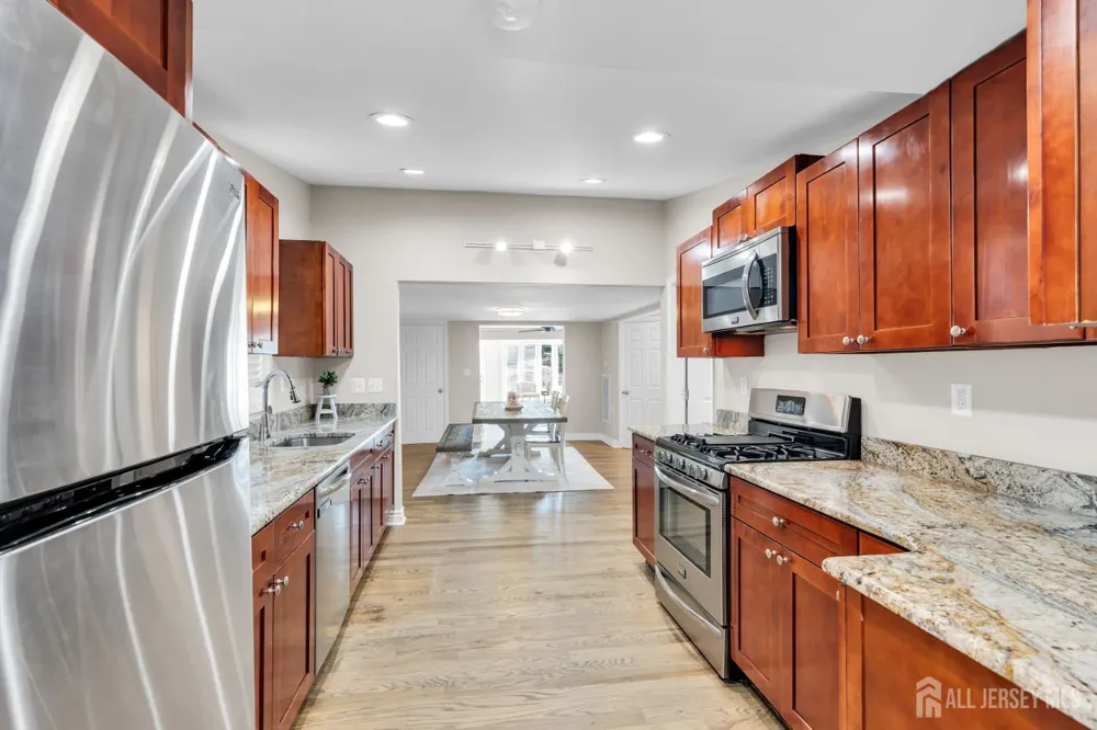 40 Miller Street Highlands, NJ 07732