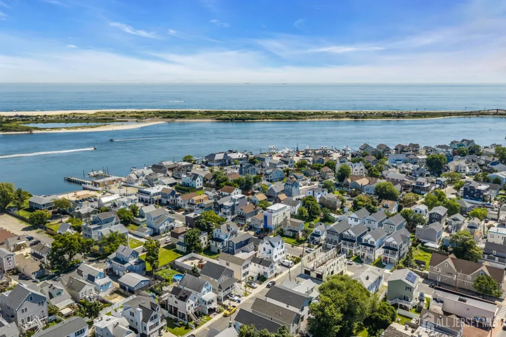 40 Miller Street Highlands, NJ 07732
