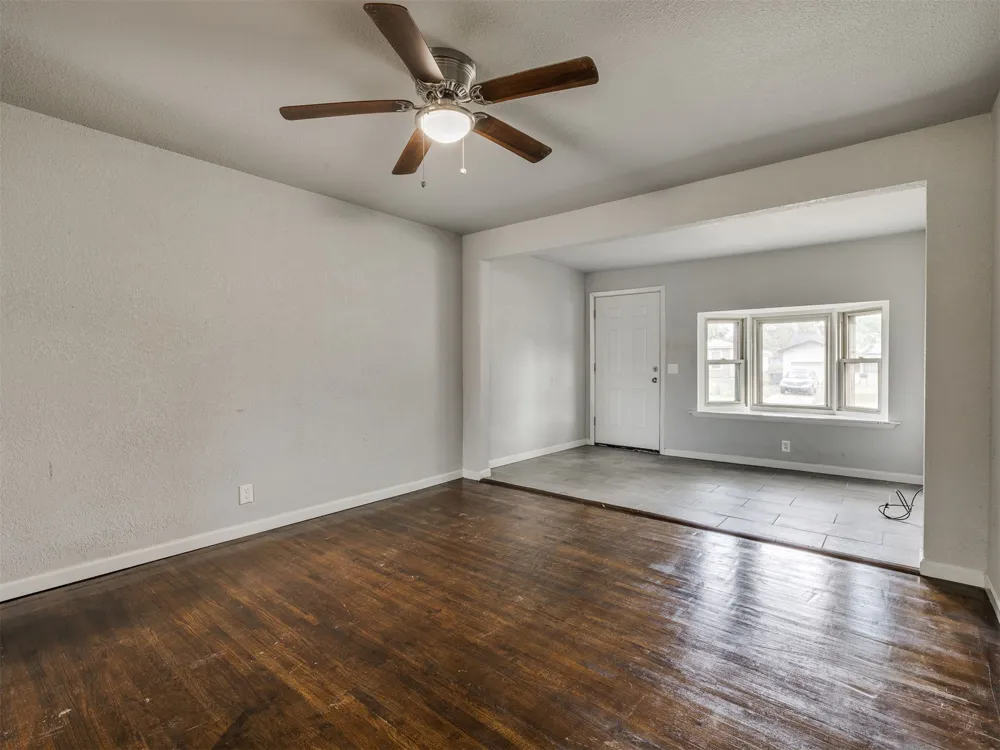 8934 E Newton Street Tulsa, OK 74115