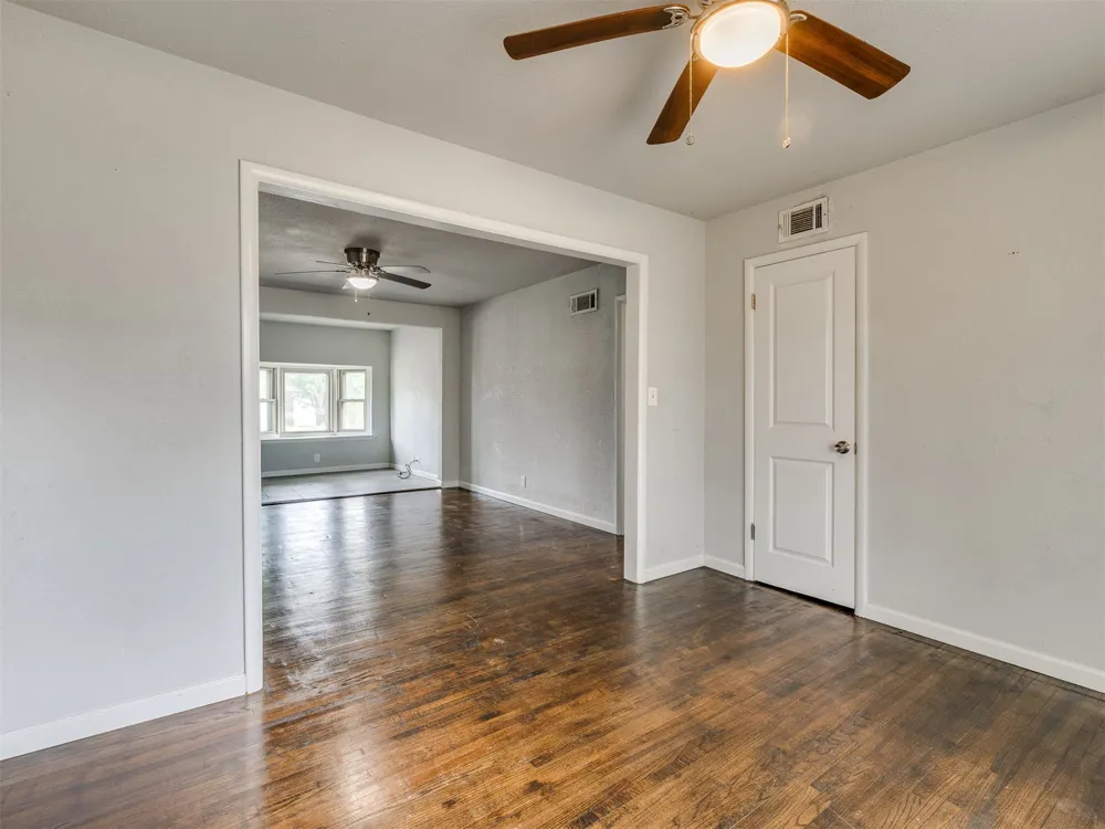 8934 E Newton Street Tulsa, OK 74115