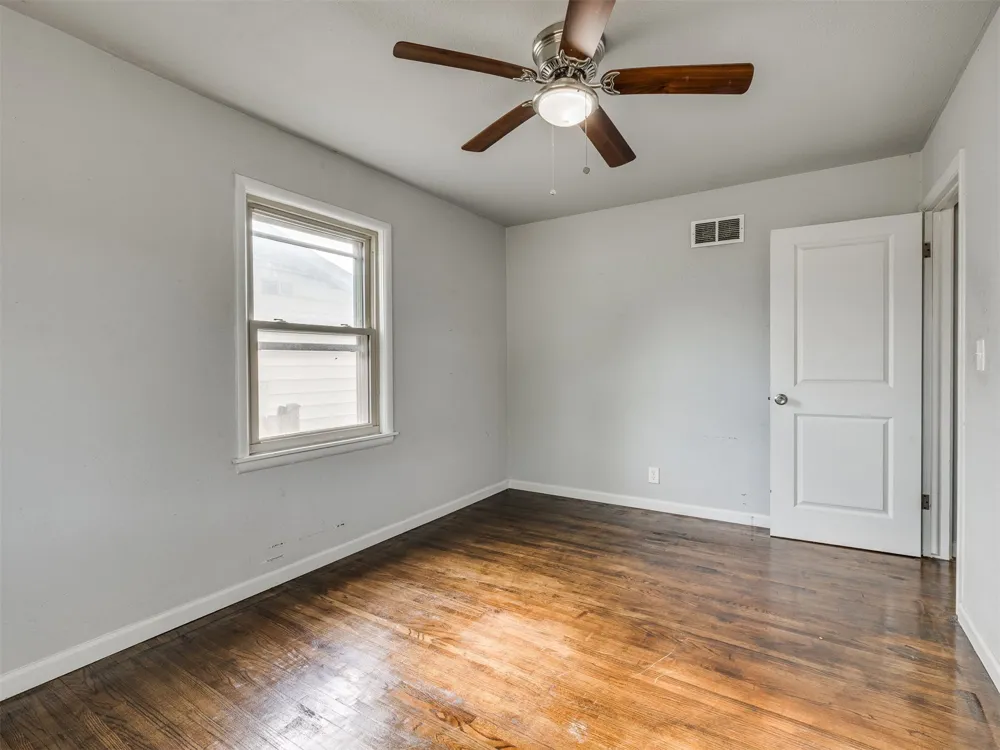 8934 E Newton Street Tulsa, OK 74115