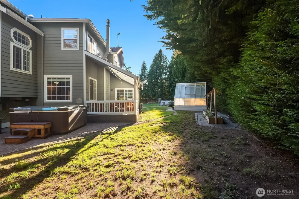 1631 180th Place SW Lynnwood, WA 98037