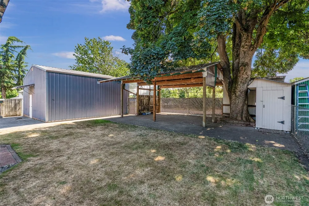 2205 Ocean Beach Highway Longview, WA 98632