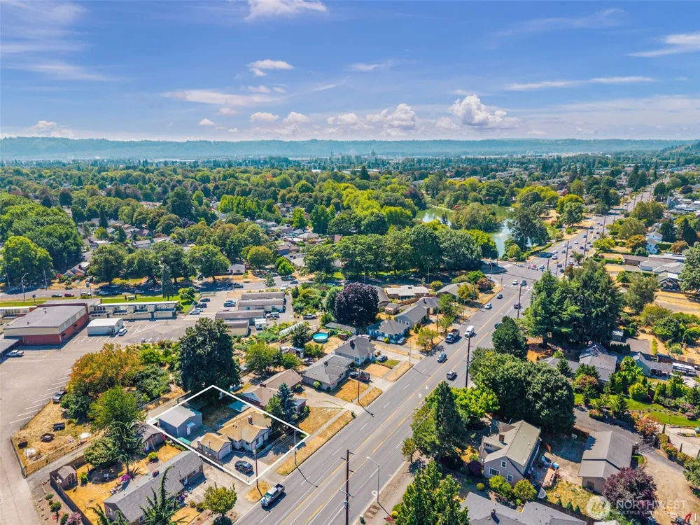 2205 Ocean Beach Highway Longview, WA 98632