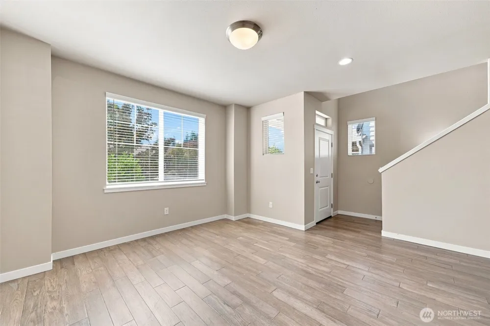 1433 E 48th Street Tacoma, WA 98404