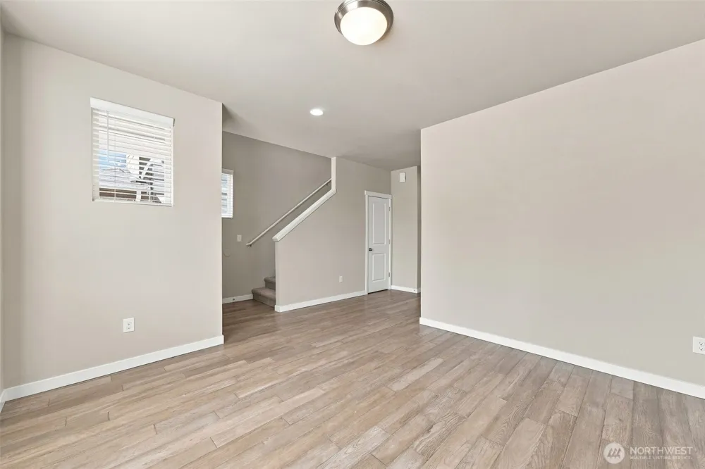 1433 E 48th Street Tacoma, WA 98404