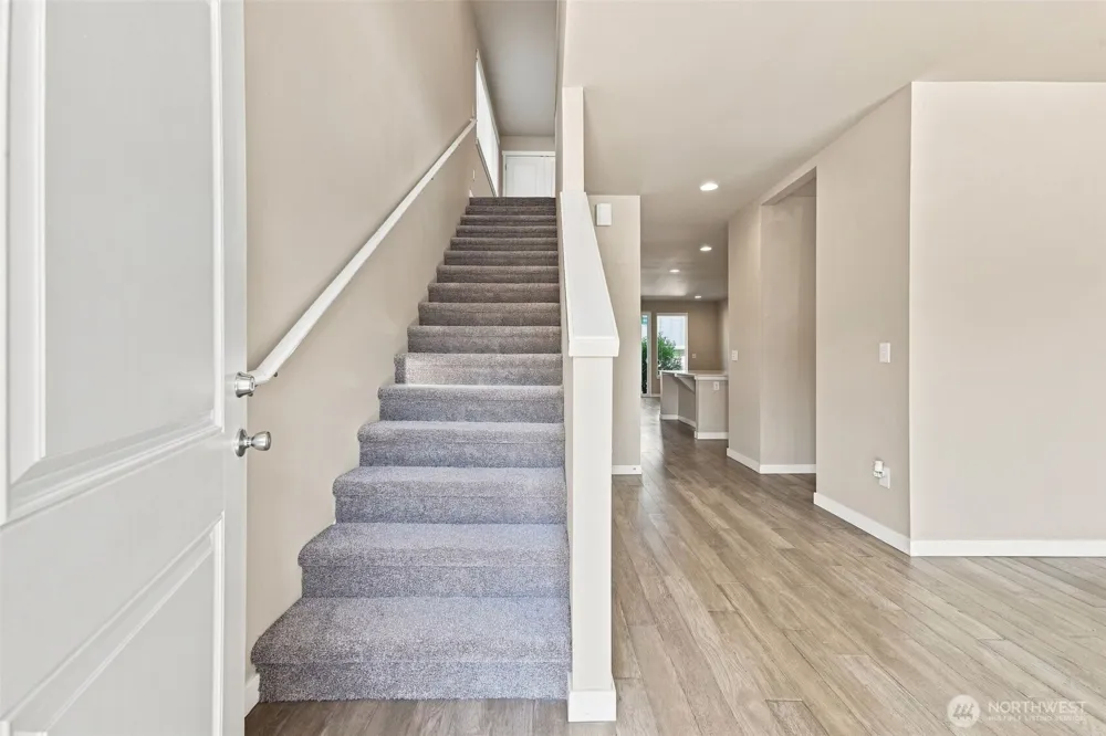 1433 E 48th Street Tacoma, WA 98404