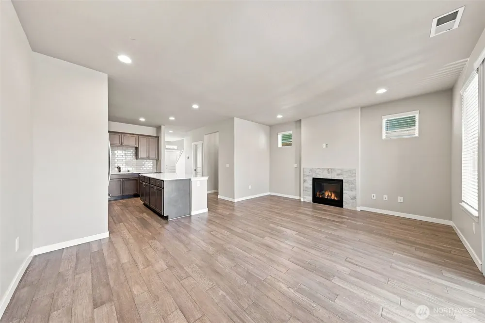 1433 E 48th Street Tacoma, WA 98404