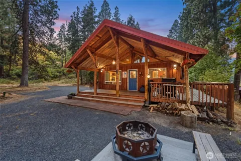 106 Wolf Ridge Lane
