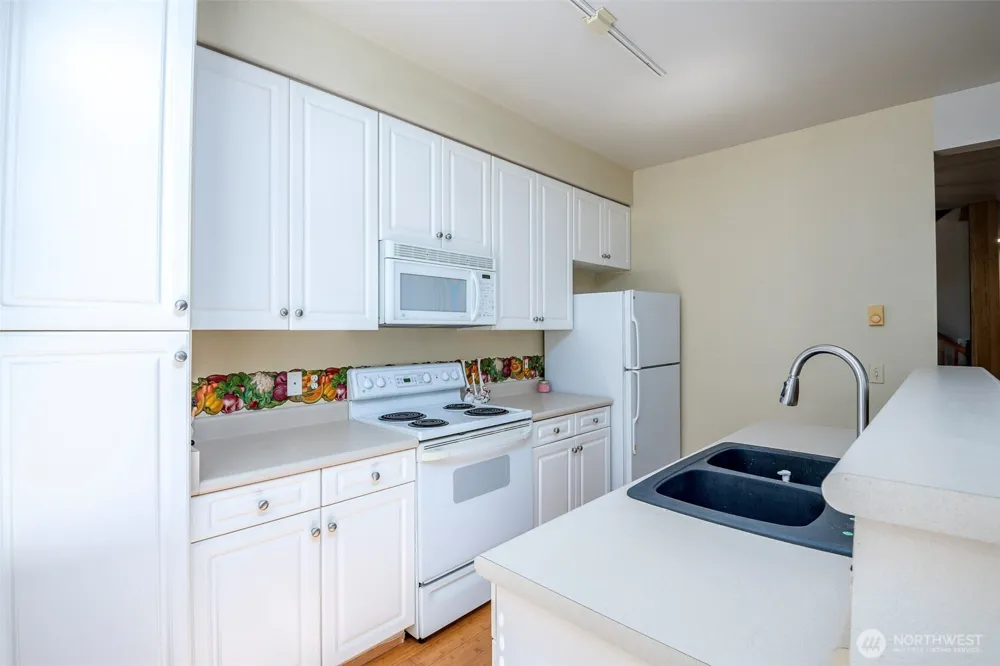 15150 140th Way SE #B103 Renton, WA 98058