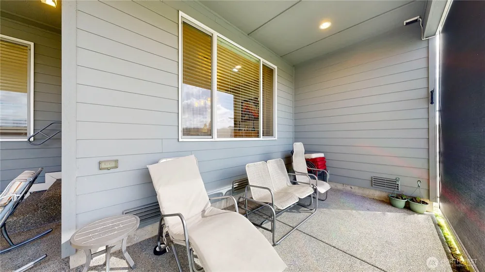 3584 Elmont Avenue Enumclaw, WA 98022