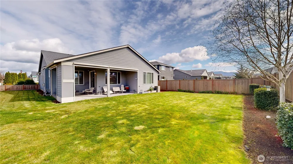 3584 Elmont Avenue Enumclaw, WA 98022