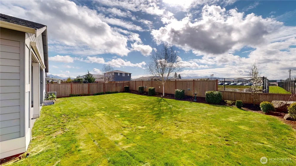 3584 Elmont Avenue Enumclaw, WA 98022