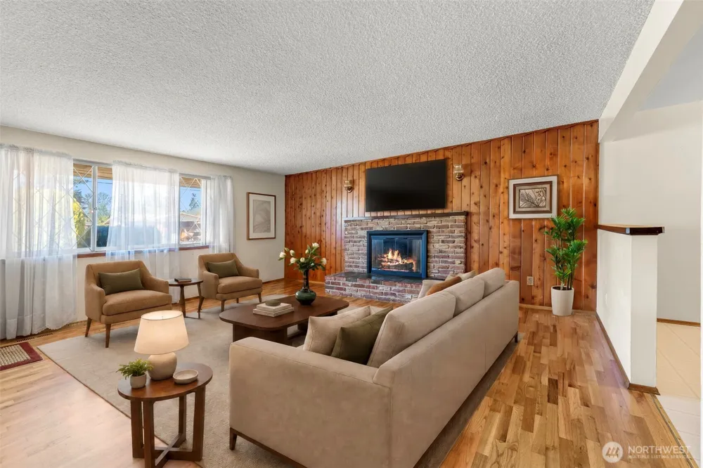 10837 SE 217th Street Kent, WA 98031