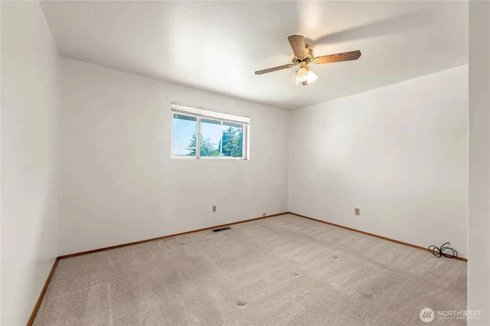 10837 SE 217th Street Kent, WA 98031
