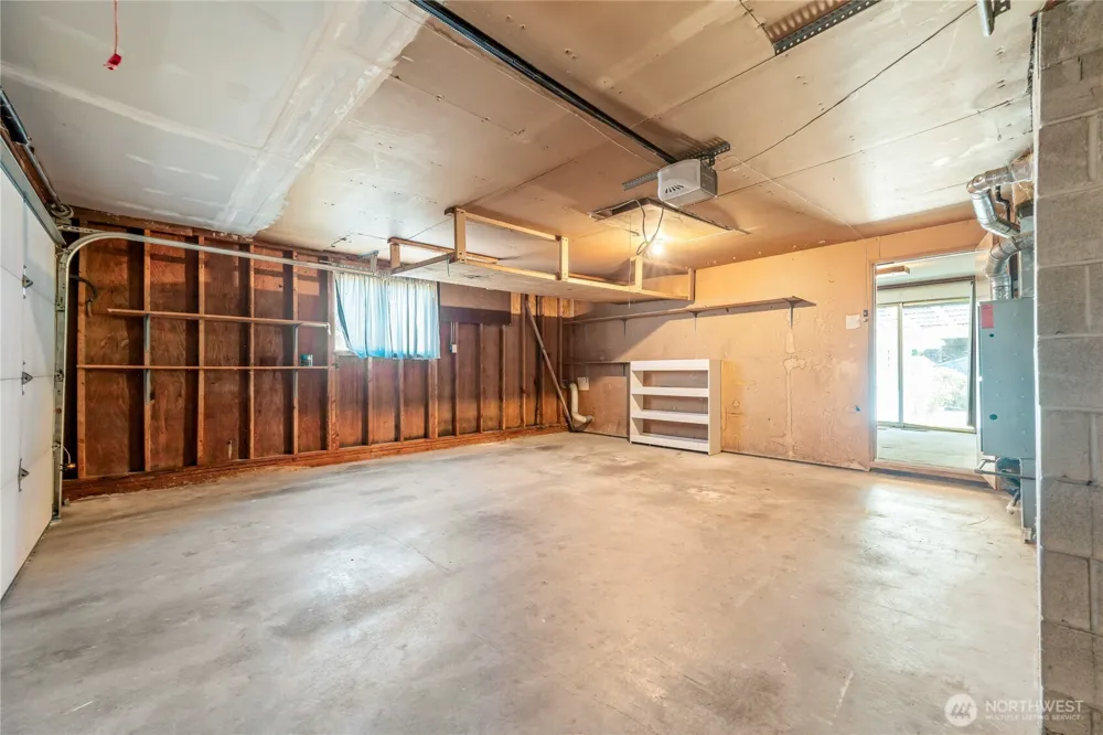 10837 SE 217th Street Kent, WA 98031