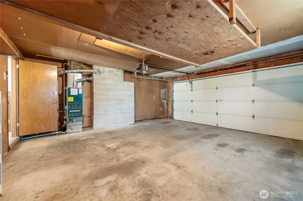 10837 SE 217th Street Kent, WA 98031