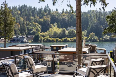 990 S Lake Whatcom Boulevard #40