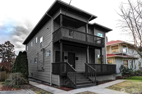 1906 3rd Avenue W #2