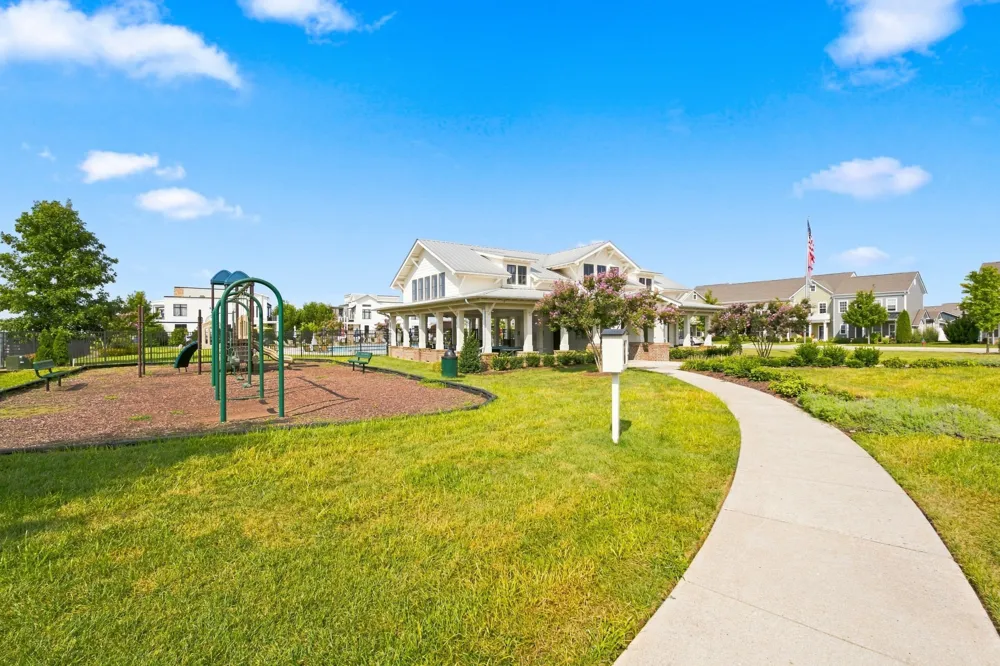 1197 June Wilde Rdg Spring Hill, TN 37174