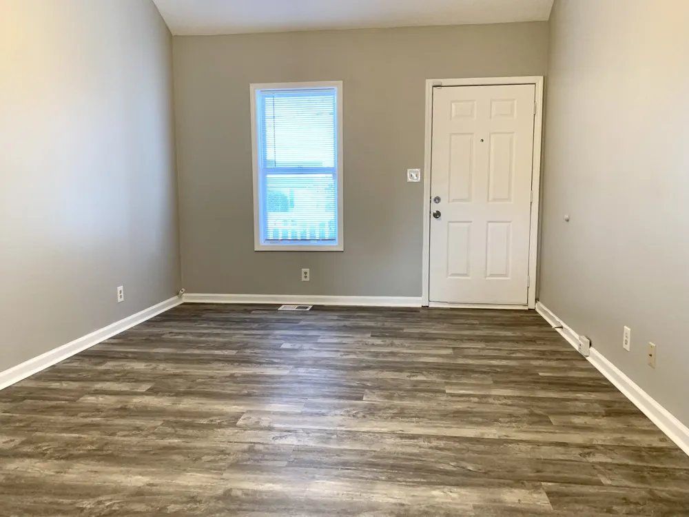 1936 Timberline Cir Oak Grove, KY 42262