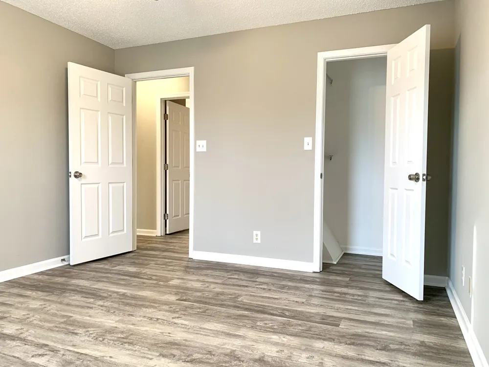 1936 Timberline Cir Oak Grove, KY 42262