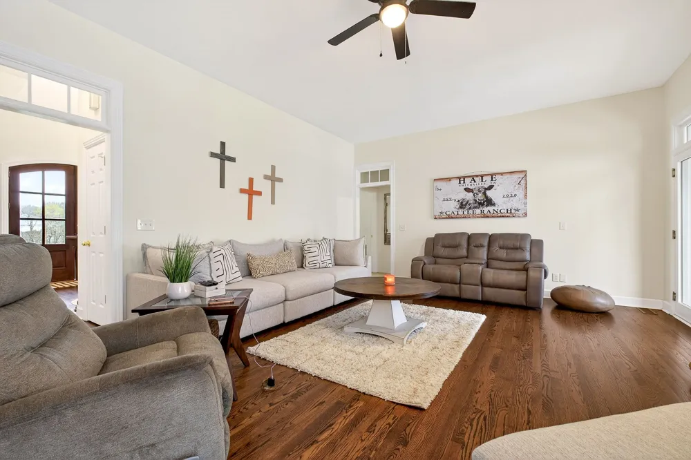 765 Martin Rd Smithville, TN 37166
