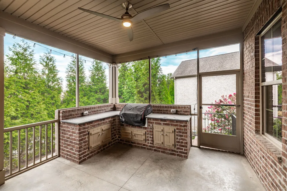 1701 Noah Ln Gallatin, TN 37066