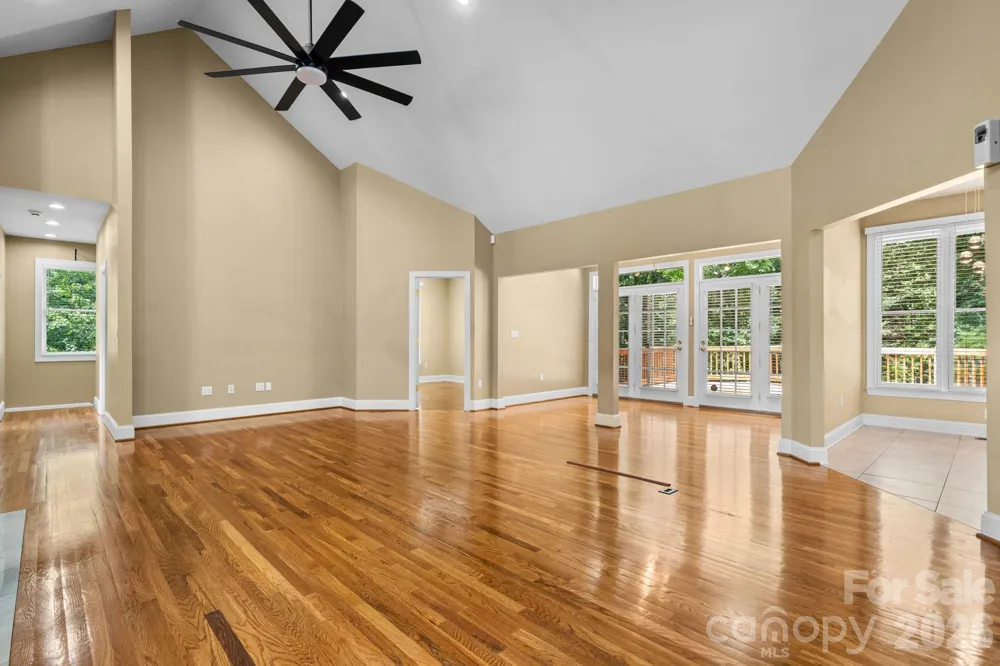 2752 Brittany Drive Lenoir, NC 28645