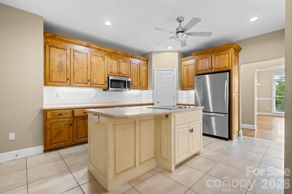 2752 Brittany Drive Lenoir, NC 28645