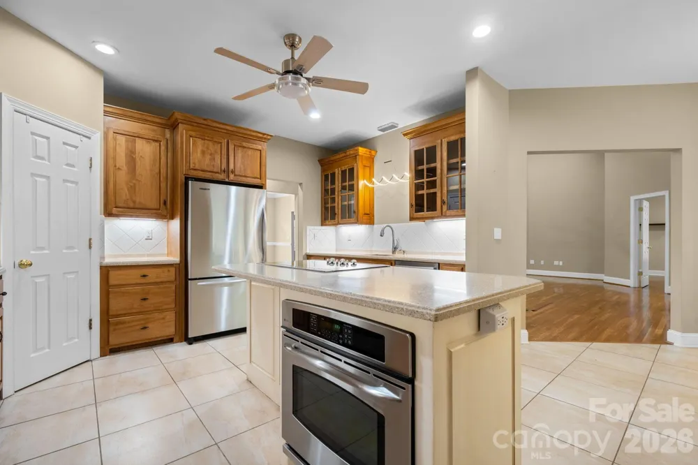 2752 Brittany Drive Lenoir, NC 28645