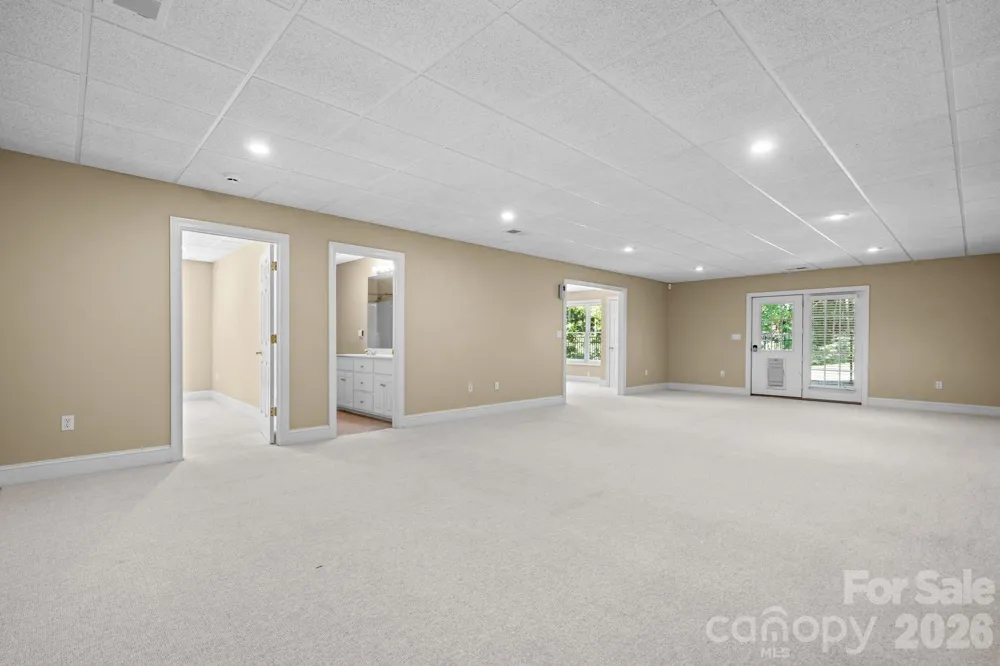 2752 Brittany Drive Lenoir, NC 28645
