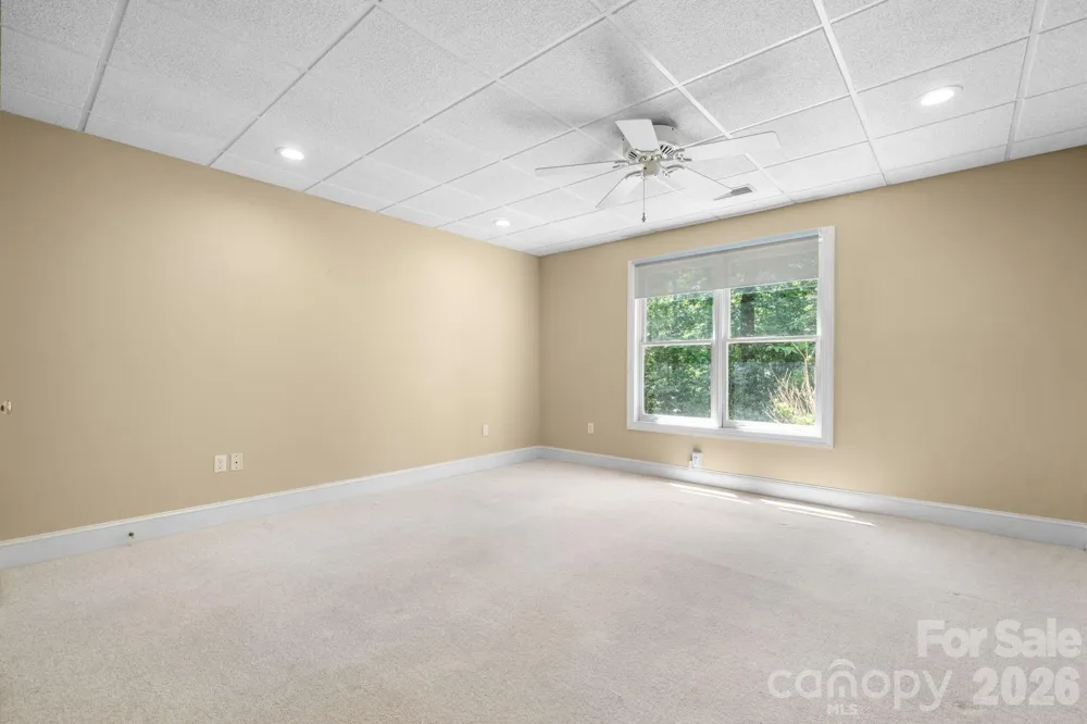 2752 Brittany Drive Lenoir, NC 28645