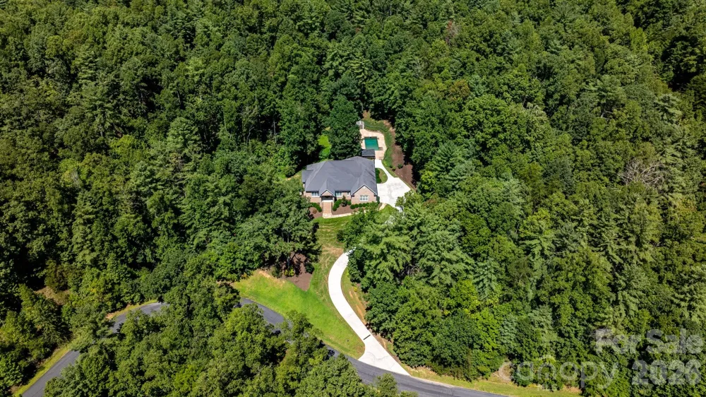 2752 Brittany Drive Lenoir, NC 28645