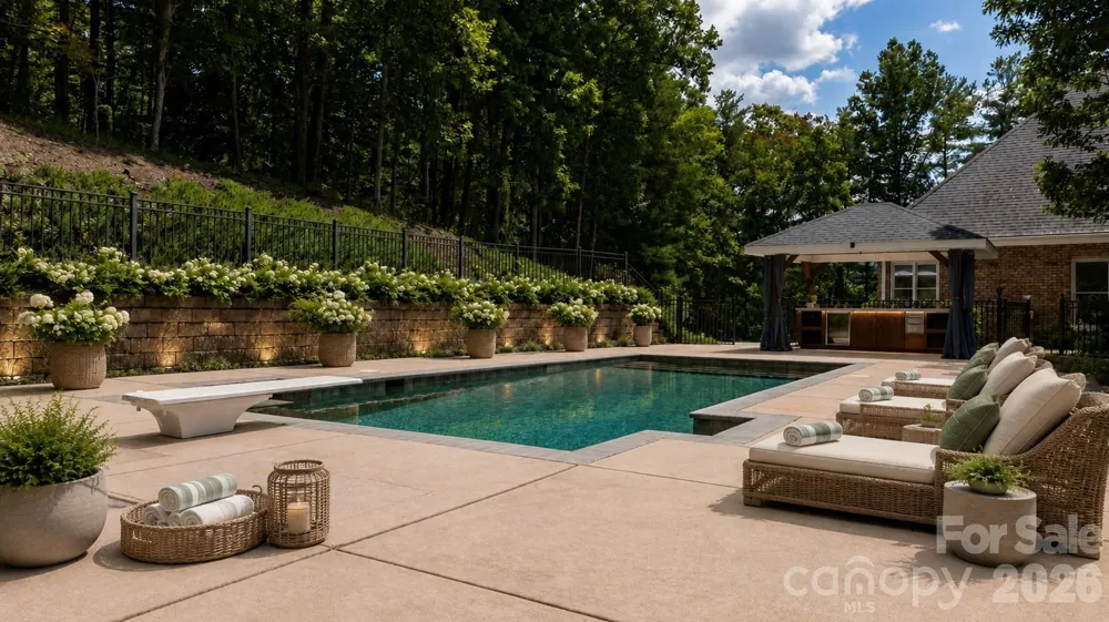 2752 Brittany Drive Lenoir, NC 28645