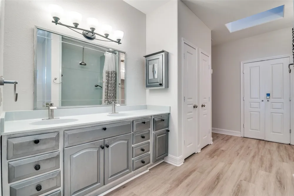 129 Little River Bend Mabank, TX 75156